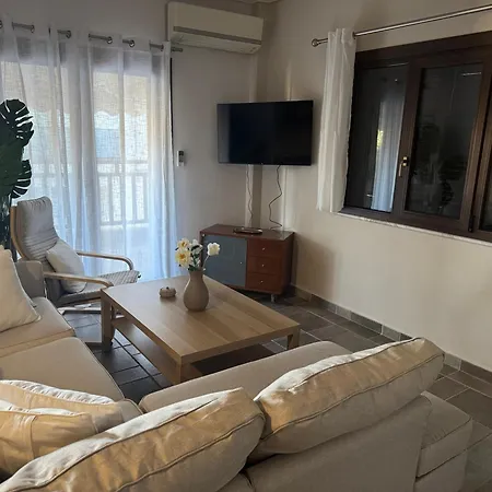 Apartment το πέτρινο σπίτι 2 *